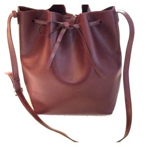 Bucket bag